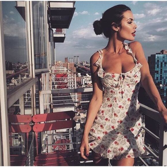 Astr The Label Floral Ruffle Mini Dress NWOT Coquette Summer Date Night Romantic - Picture 3 of 16